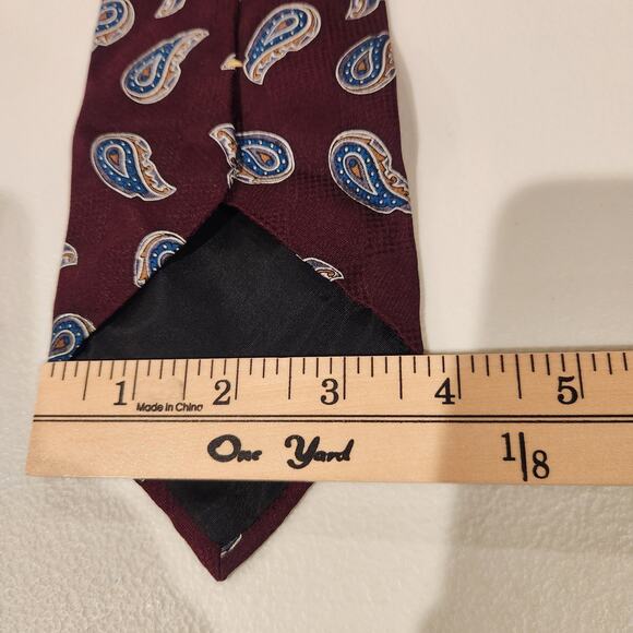 Oscar De La Renta Culture Collection 100% Silk Burgundy Paisley Print Neck Tie - Picture 5 of 7